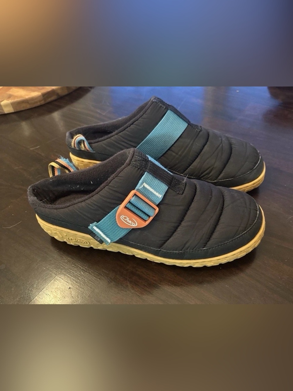 CHACO MEN’S SIZE 10 RAMBLE PUFF WINTER COMFORT CLOG BLACK BLUE